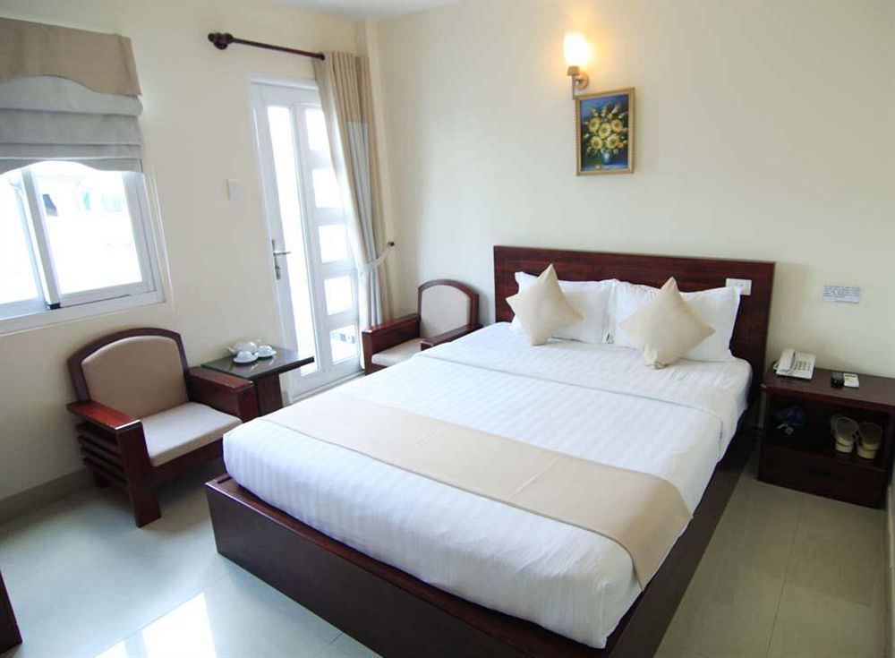 Oyo 438 Small Bay Hotel Ho Chi Minh Zewnętrze zdjęcie