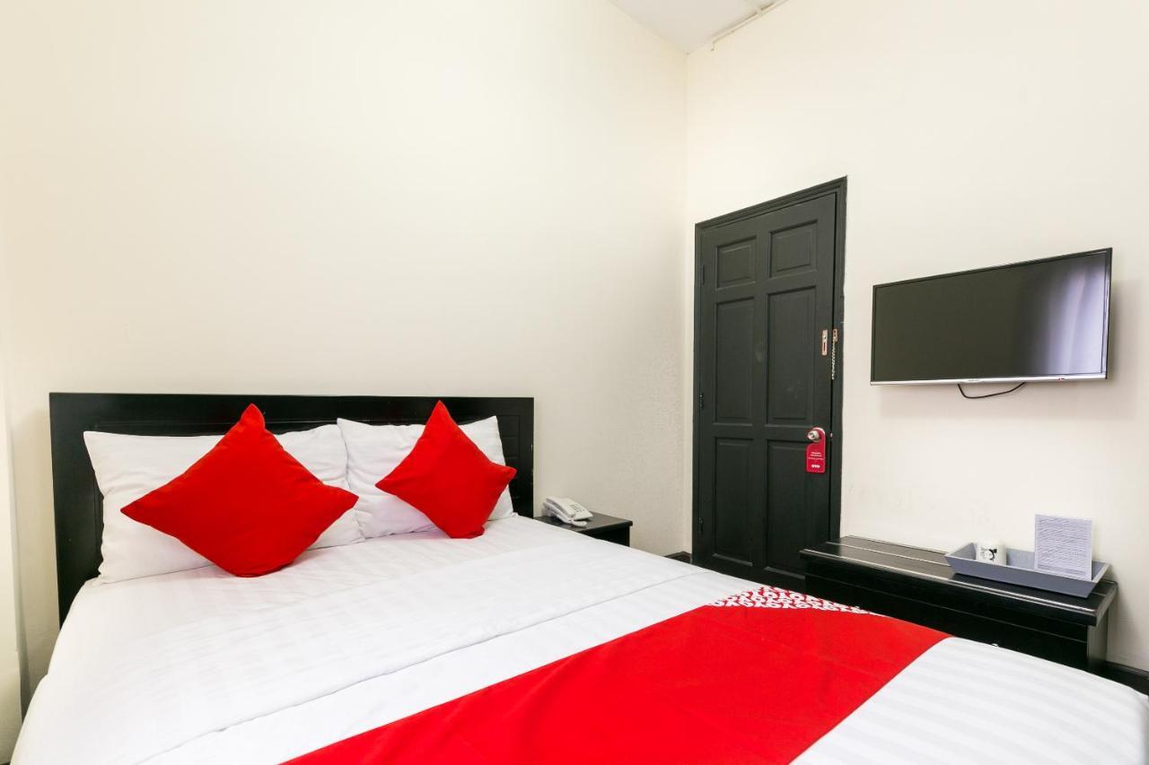 Oyo 438 Small Bay Hotel Ho Chi Minh Zewnętrze zdjęcie