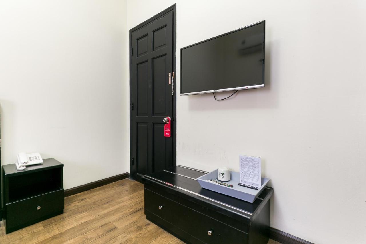 Oyo 438 Small Bay Hotel Ho Chi Minh Zewnętrze zdjęcie